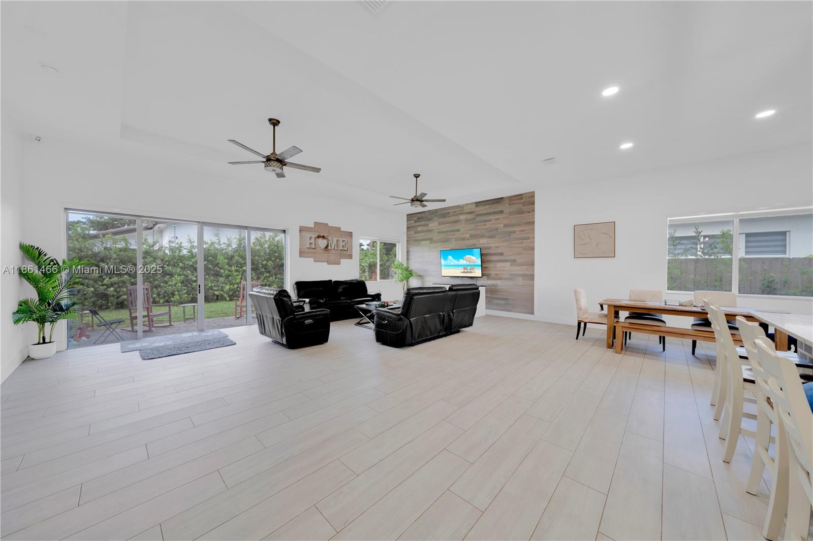 15012 Sw 177th Ter Property Photo 5