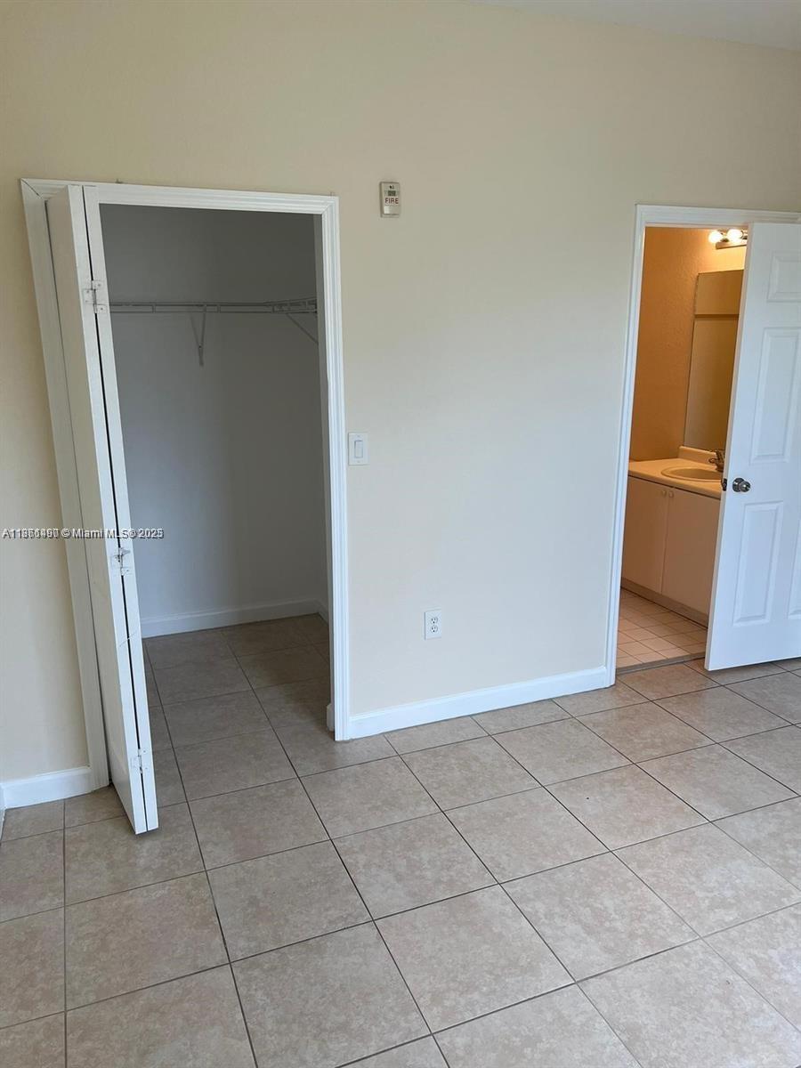 1660 Se 29th St 200 Property Photo 22