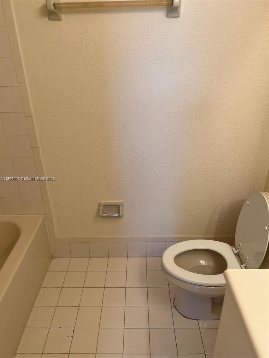 1660 Se 29th St 200 Property Photo 25