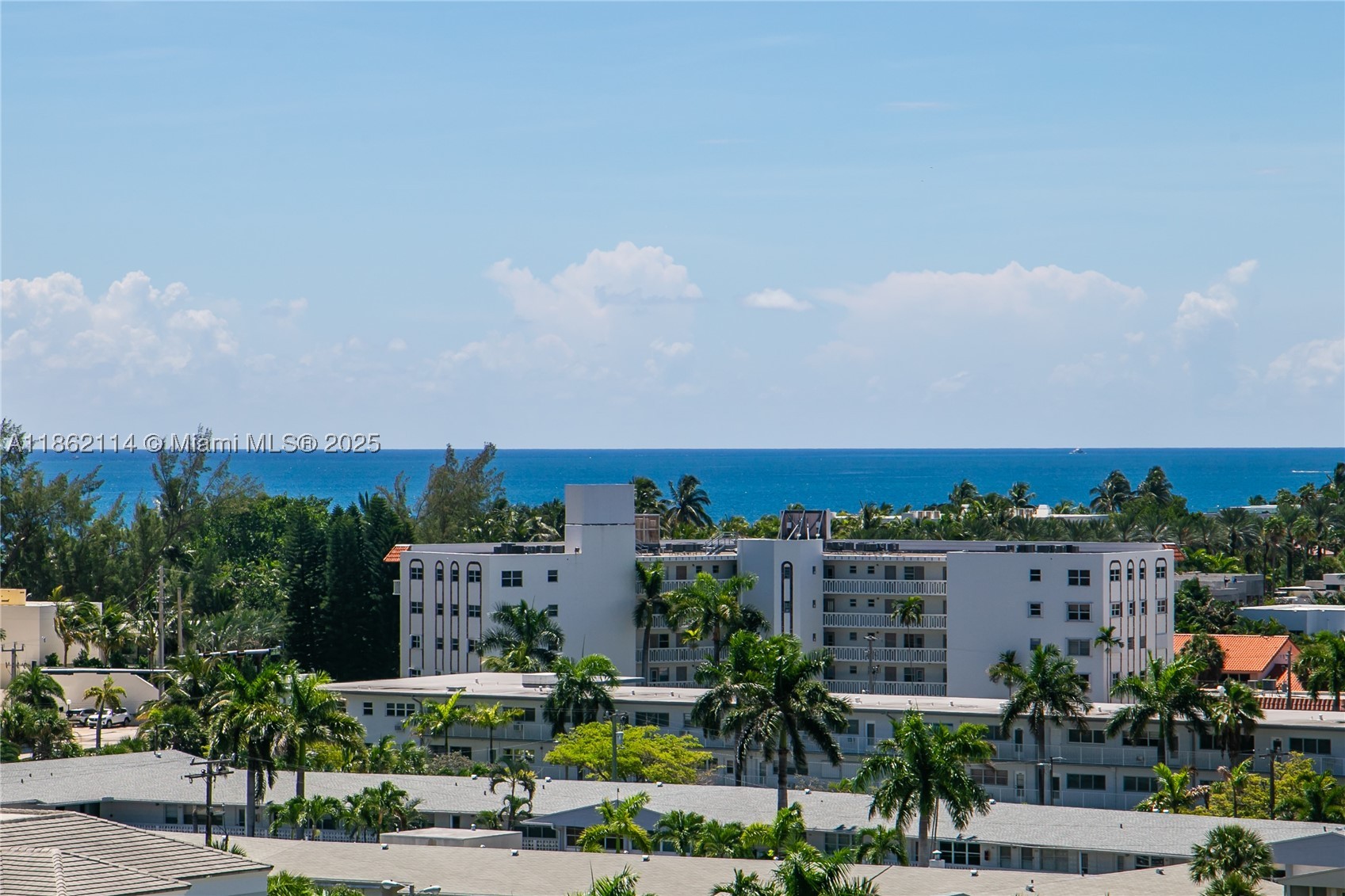 2017 S Ocean Dr 1008 Property Photo 3