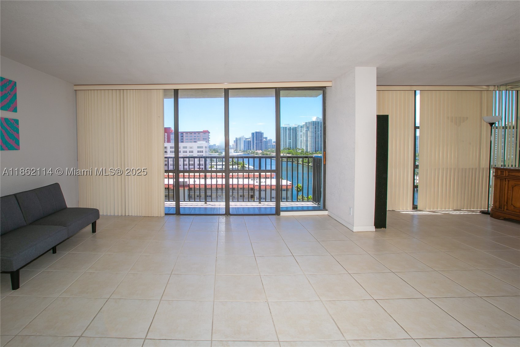 2017 S Ocean Dr 1008 Property Photo 16