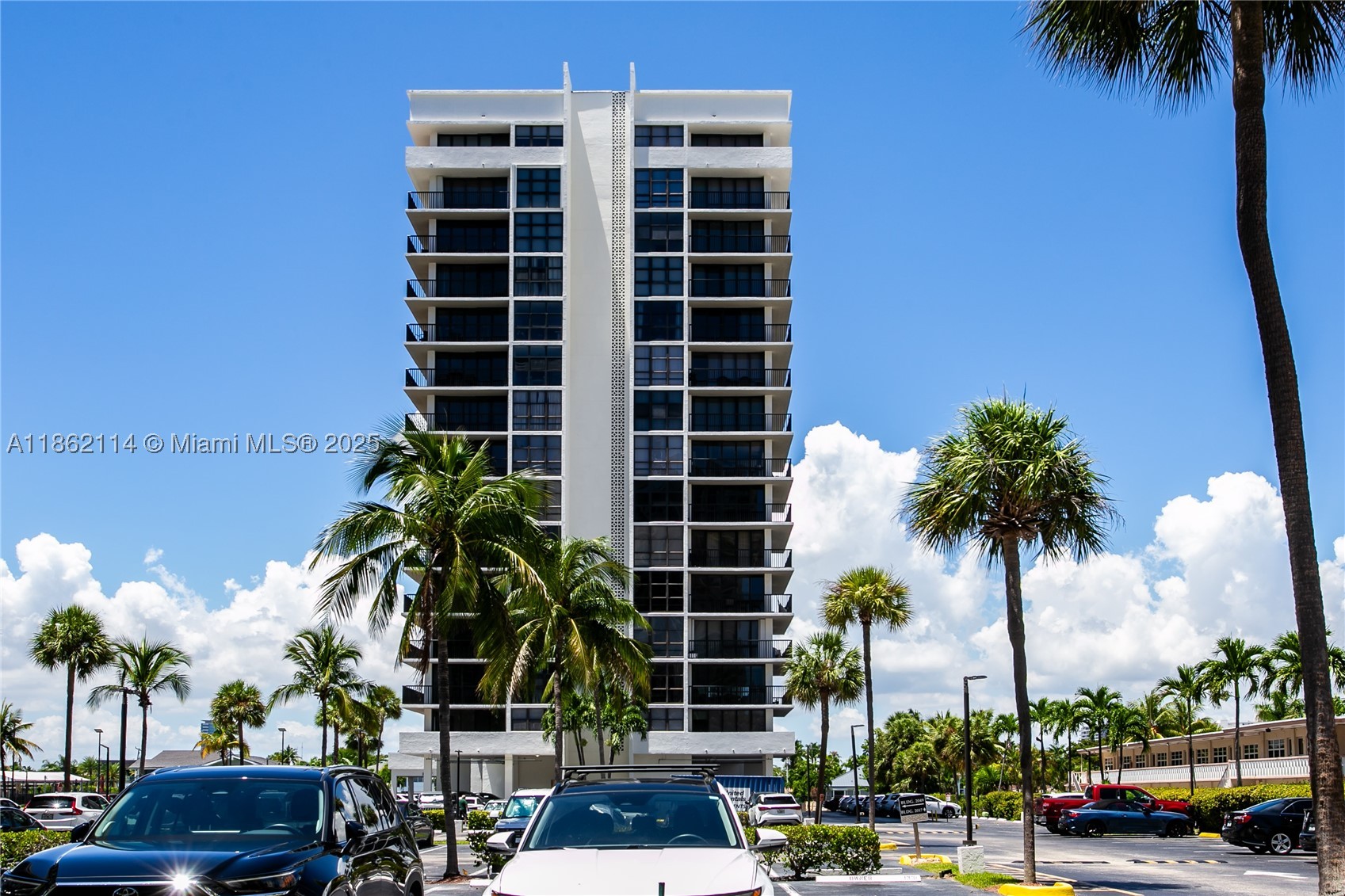 2017 S Ocean Dr 1008 Property Photo 24
