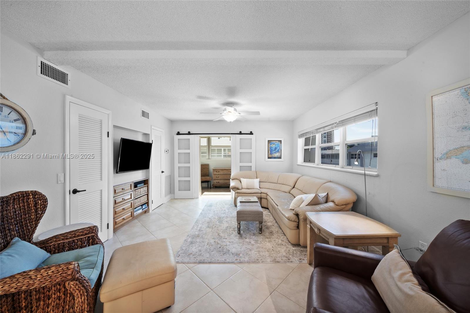 3127 S Ocean Dr 215 Property Photo 1