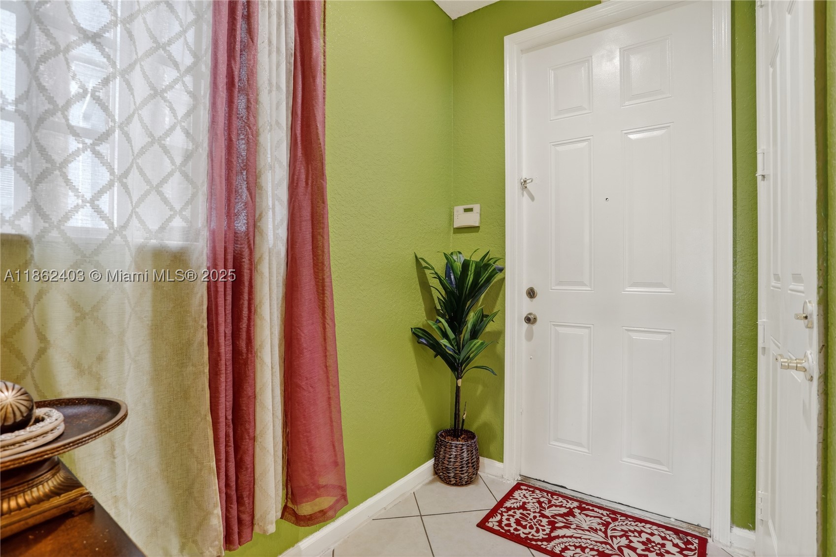 3445 Nw 14th Ct Property Photo 4