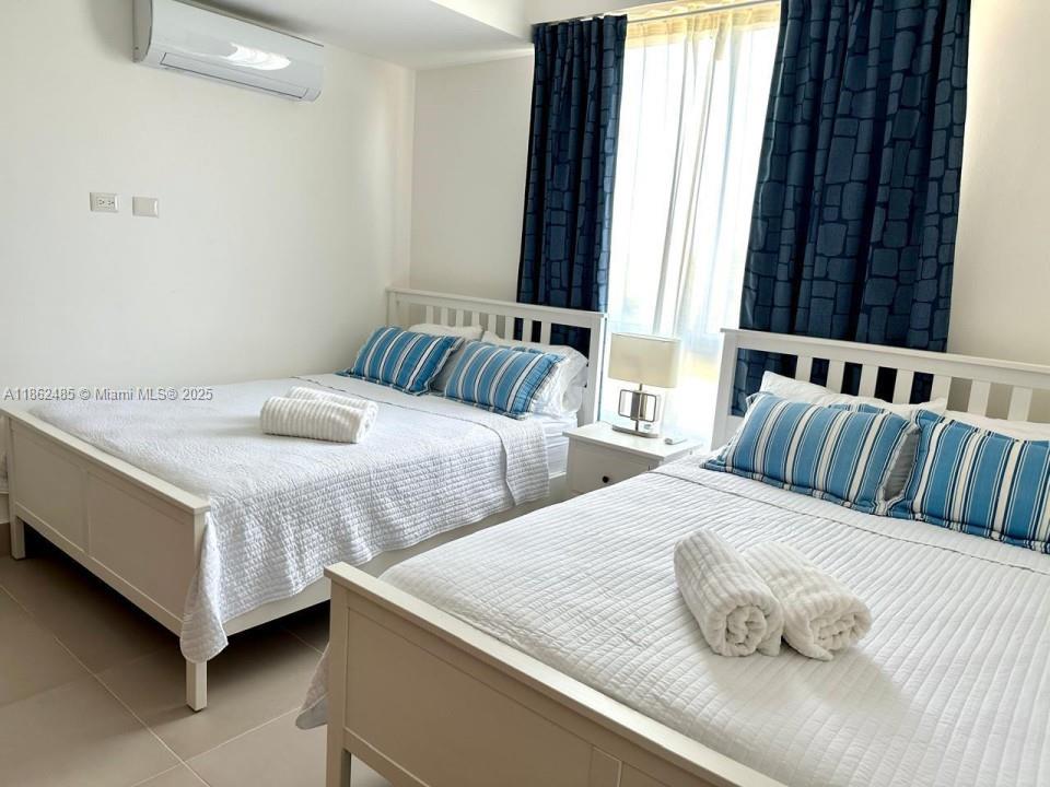 A11862485 Property Photo 7