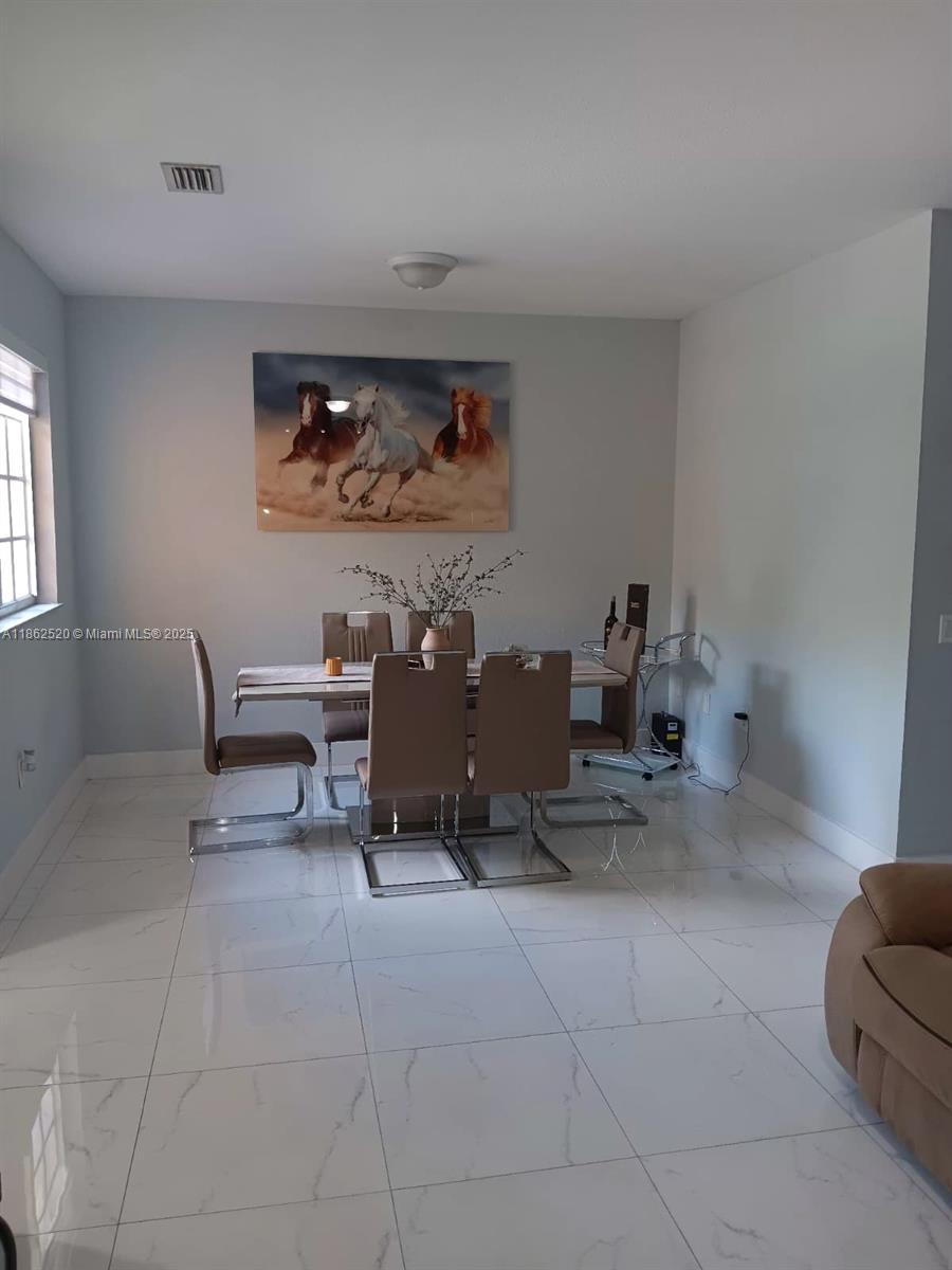 7579 Nw 174th Ter 7579 Property Photo 10