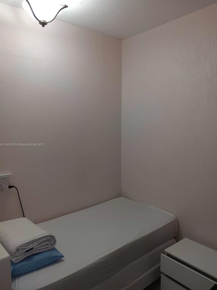 7579 Nw 174th Ter 7579 Property Photo 12