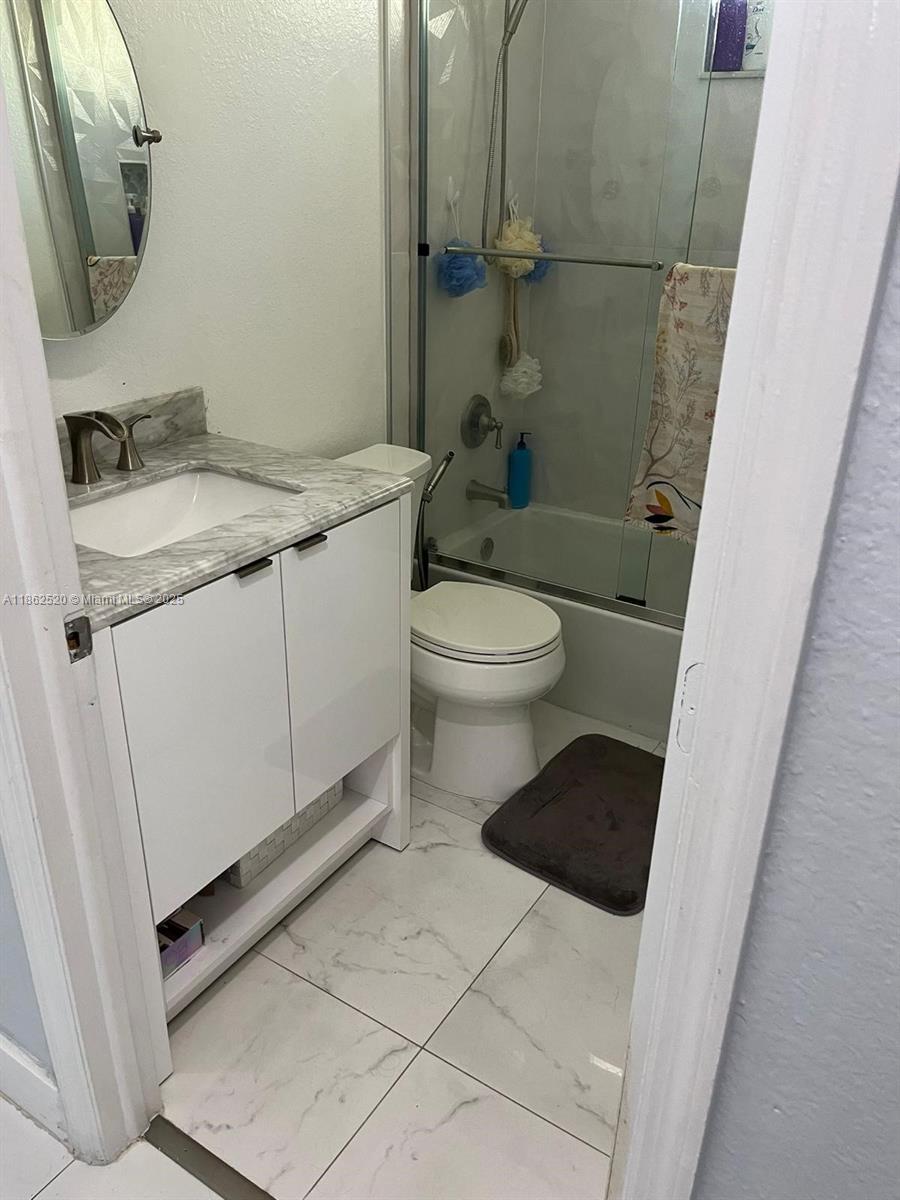 7579 Nw 174th Ter 7579 Property Photo 13