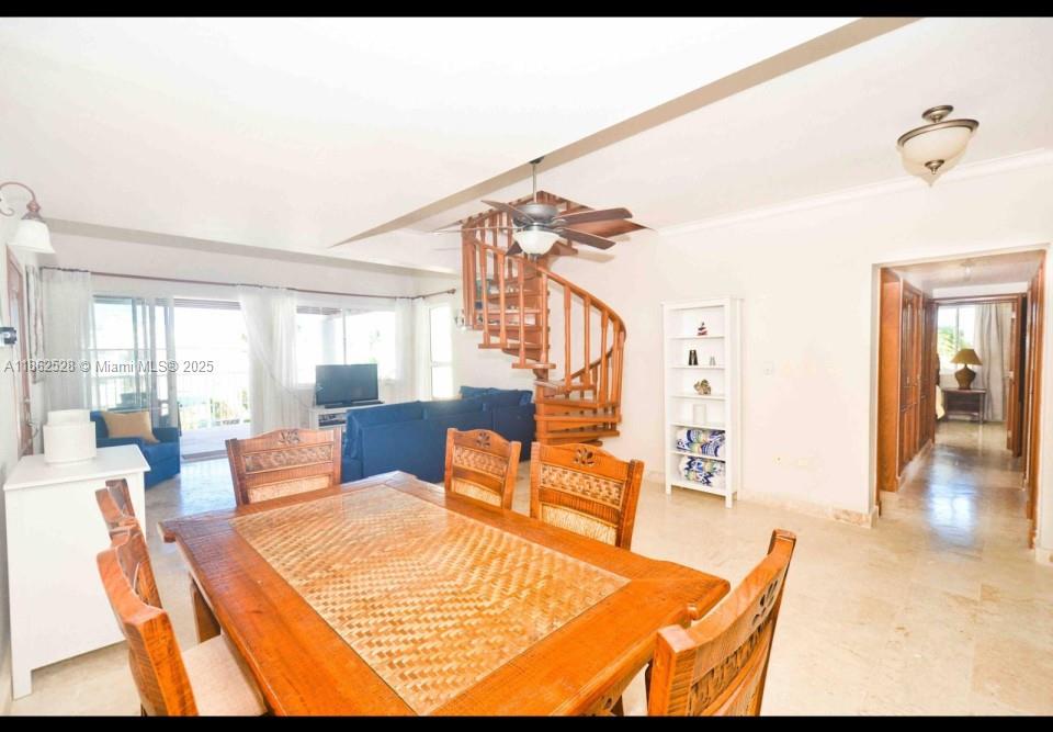 A11862528 Property Photo 5