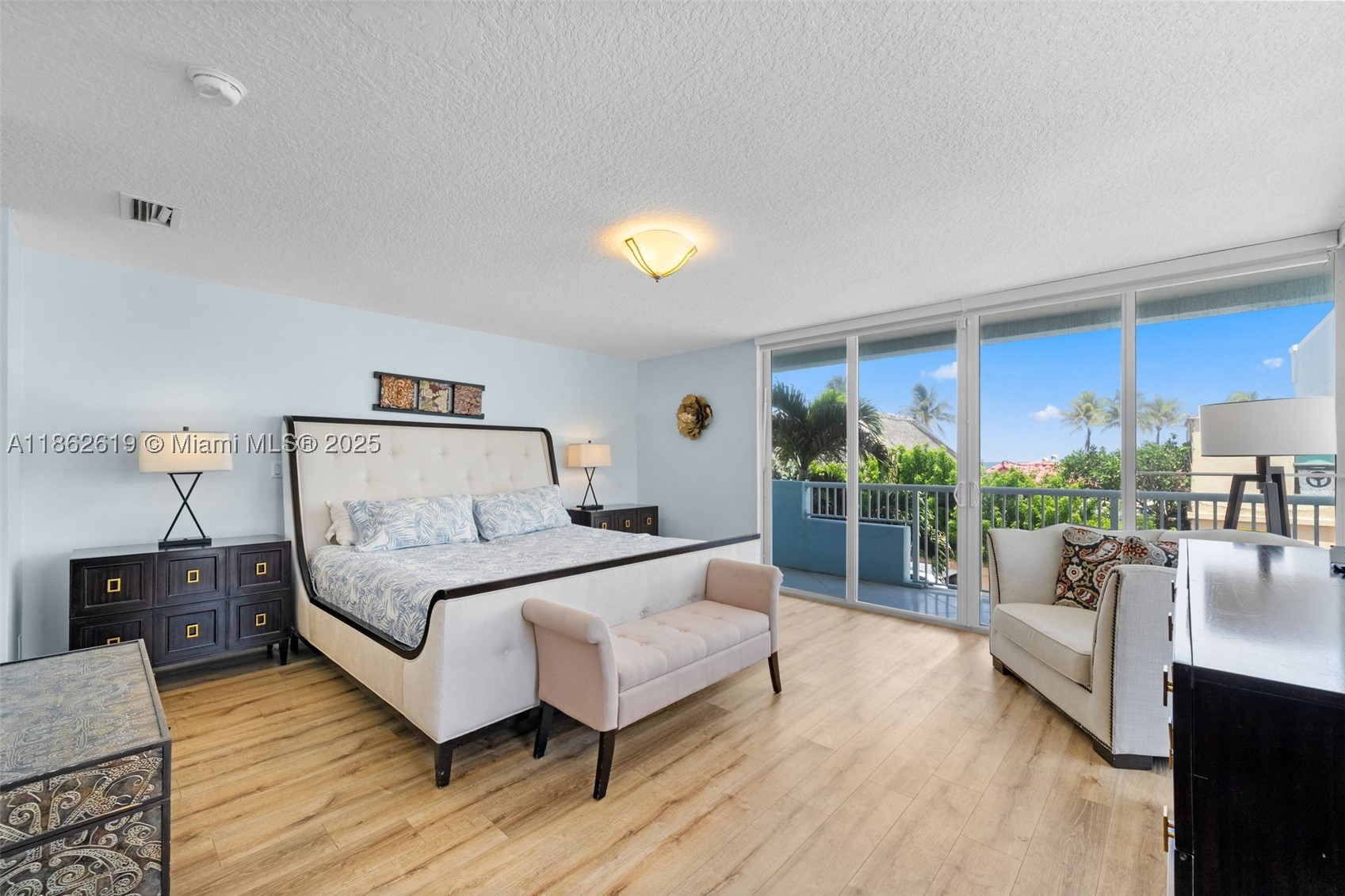 311 N Surf Rd 311 Property Photo 62