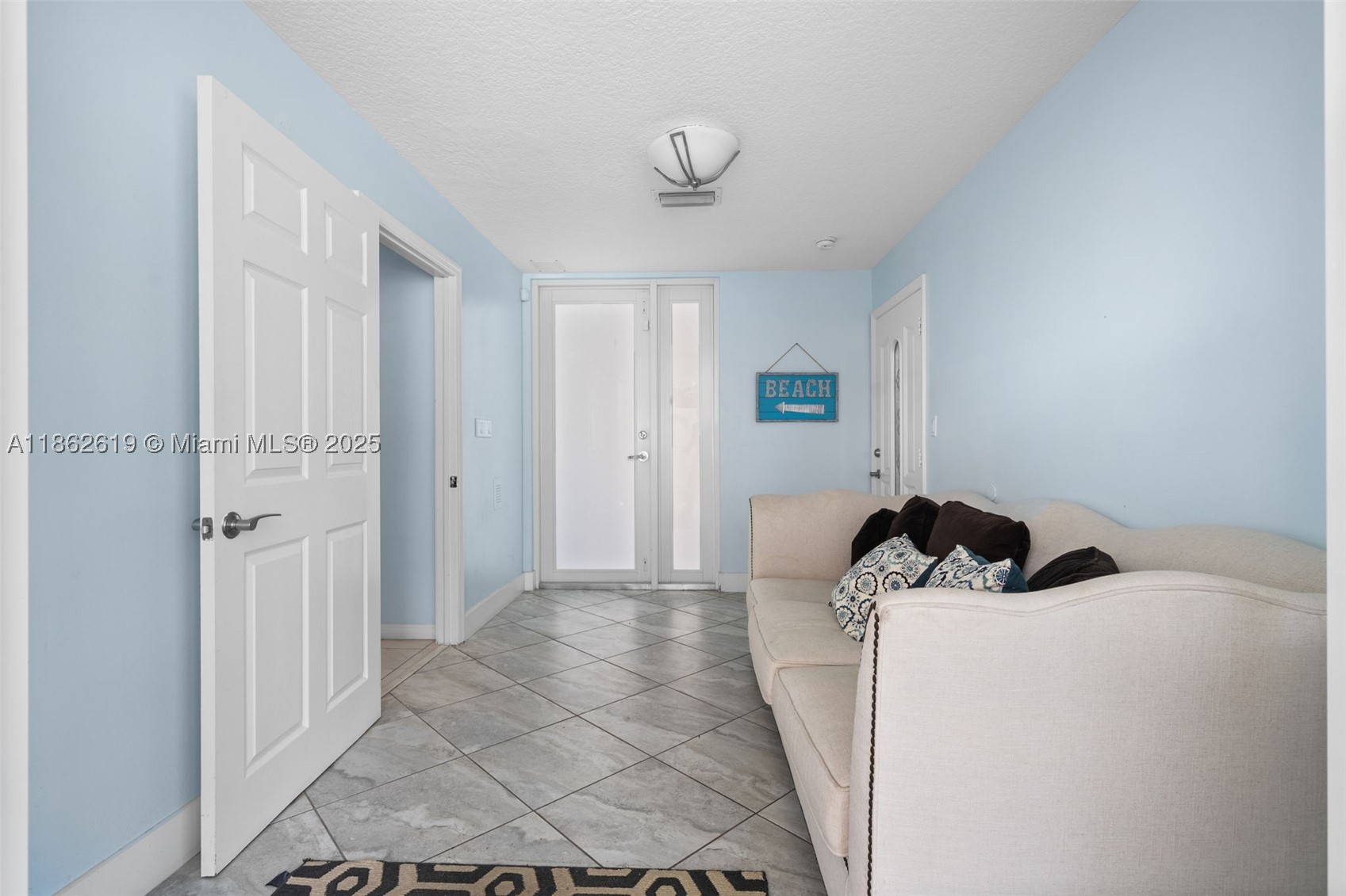 311 N Surf Rd 311 Property Photo 66