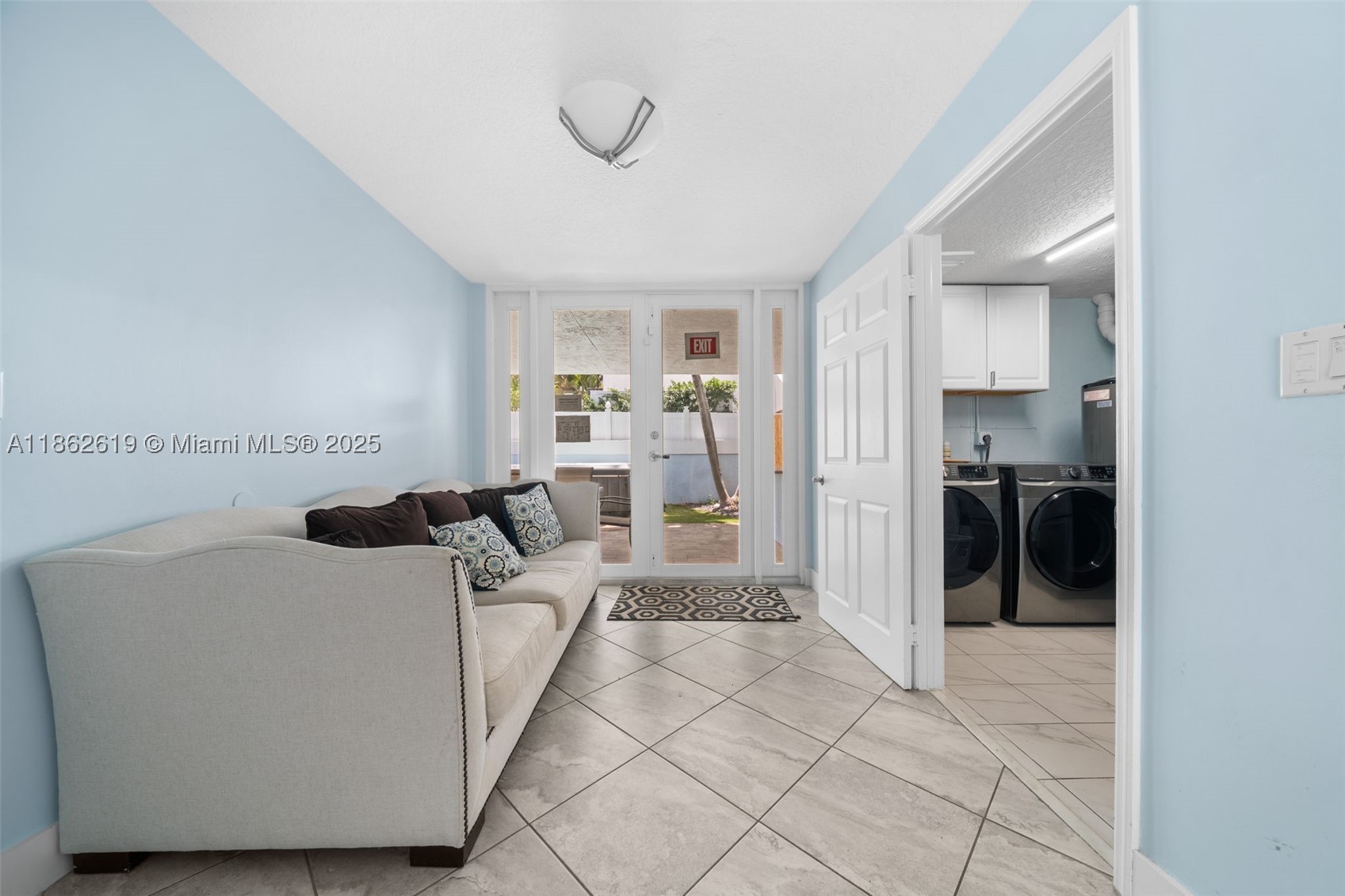 311 N Surf Rd 311 Property Photo 67