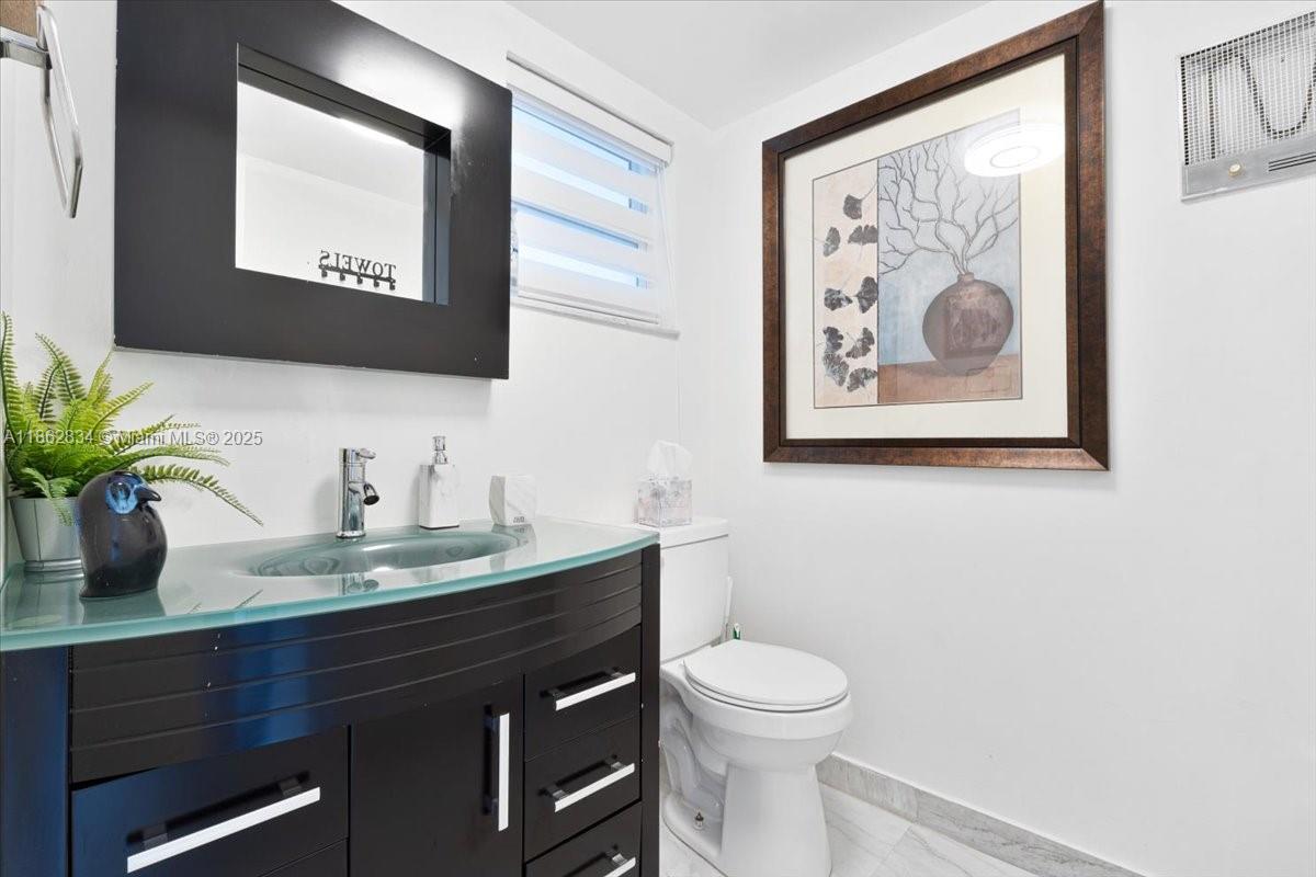1501 S Ocean Blvd 227 Property Photo 15