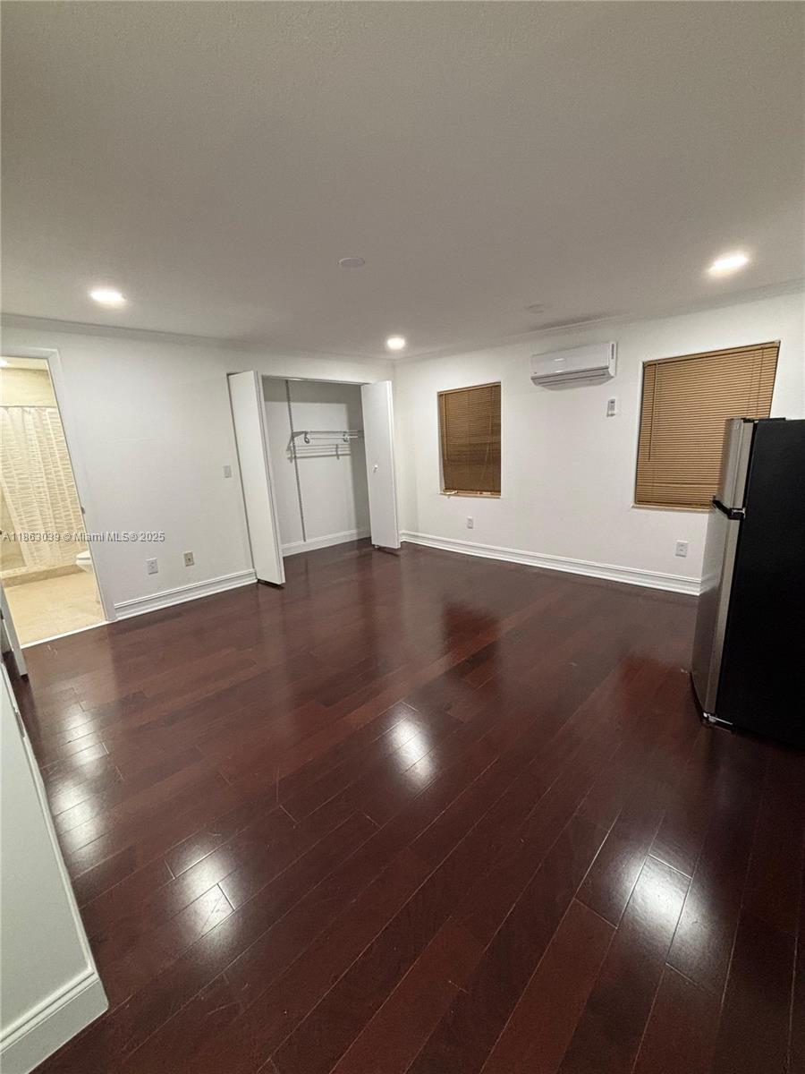 A11863039 Property Photo 1