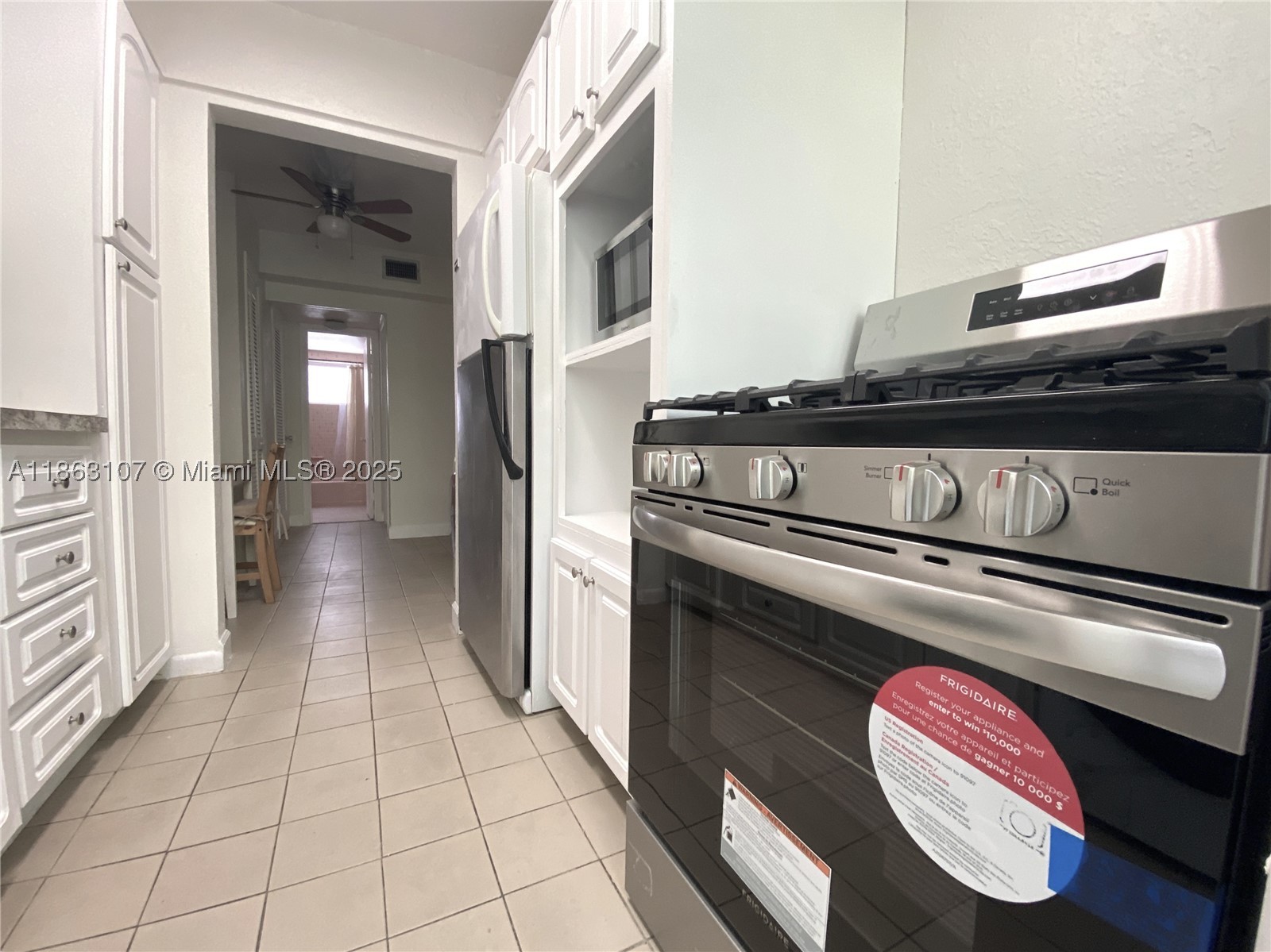 932 Euclid Ave 2 Property Photo 2