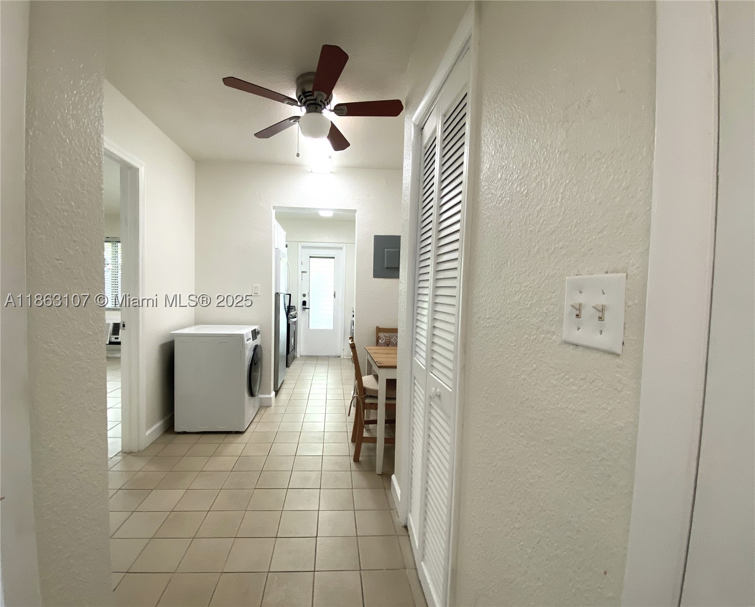 932 Euclid Ave 2 Property Photo 8