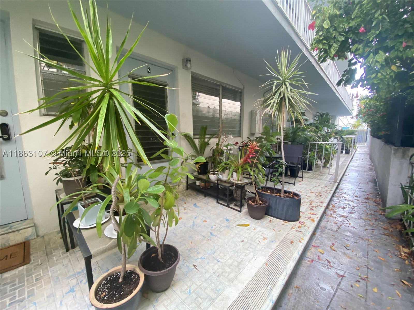 932 Euclid Ave 2 Property Photo 18