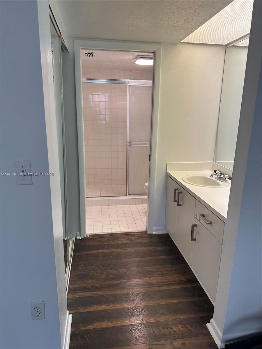 2638 Se 20th Ct 206-c Property Photo 13