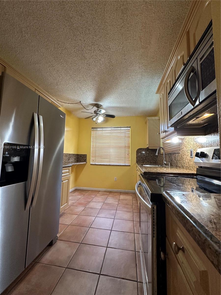 2653 Se 20th Ct 105-d Property Photo 3