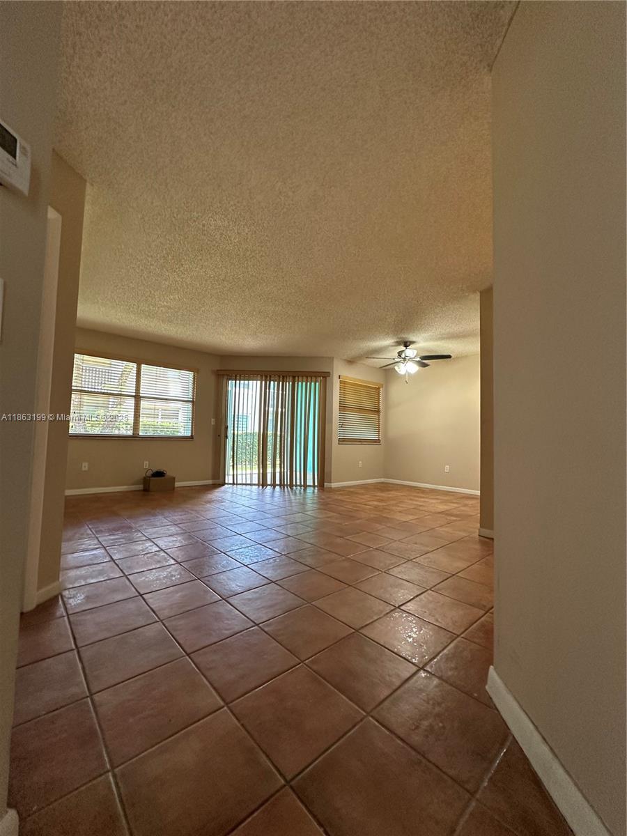 2653 Se 20th Ct 105-d Property Photo 7