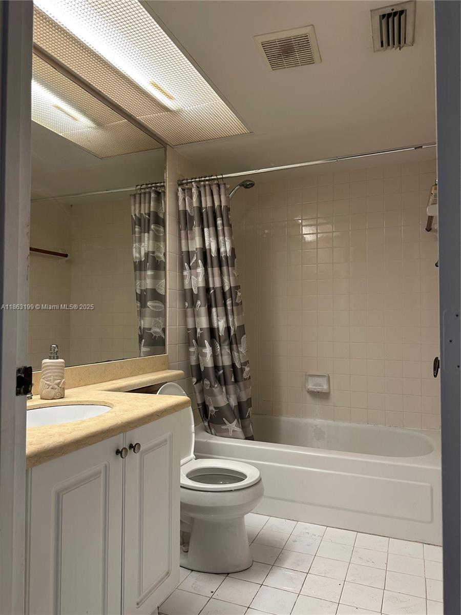 2653 Se 20th Ct 105-d Property Photo 10