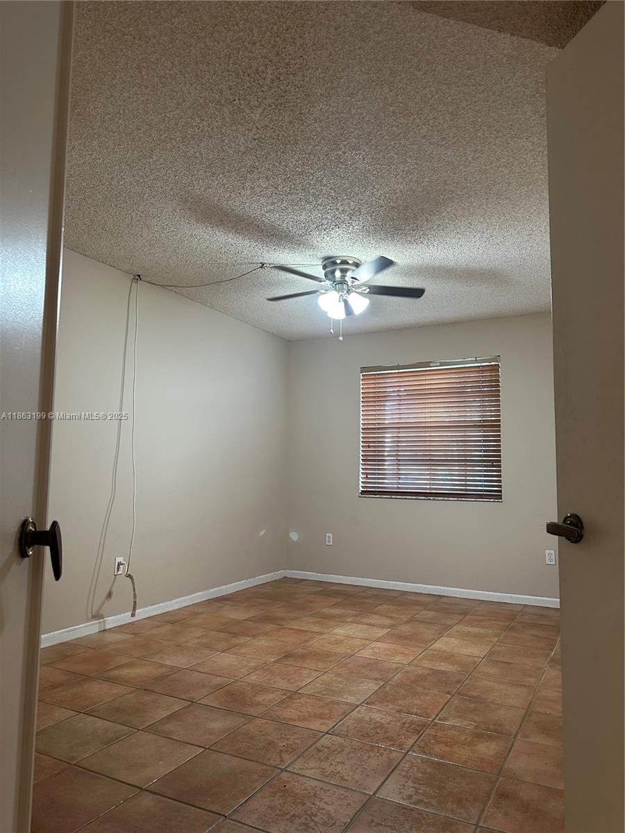 2653 Se 20th Ct 105-d Property Photo 11