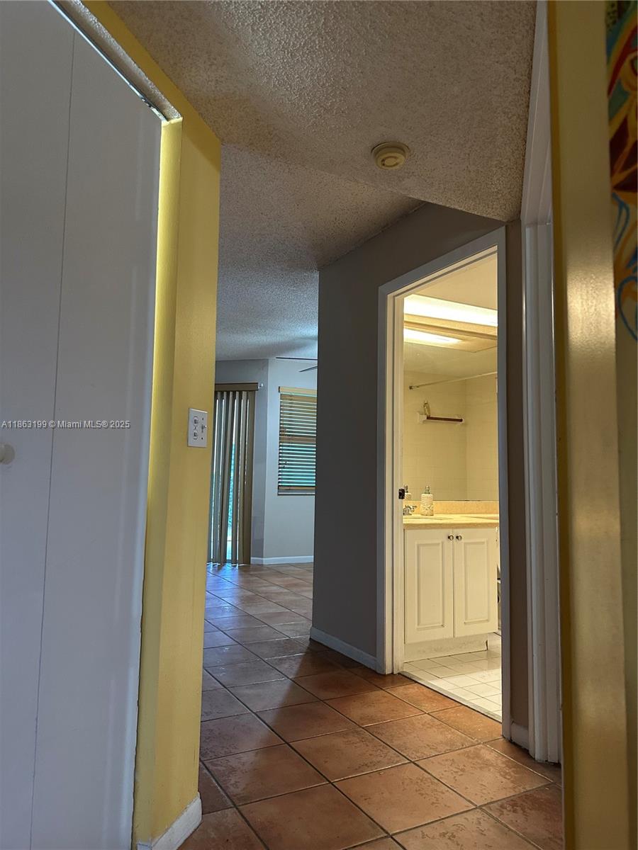 2653 Se 20th Ct 105-d Property Photo 12