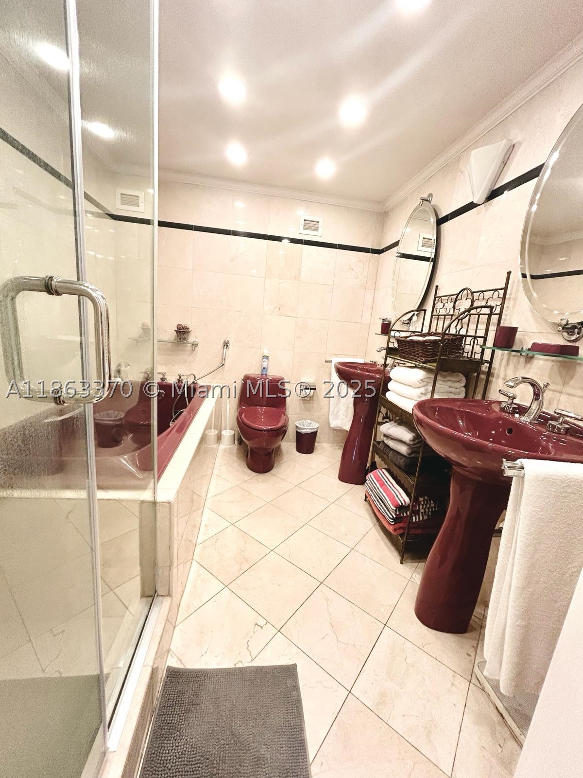 100 Lincoln Rd 1034 Property Photo 6