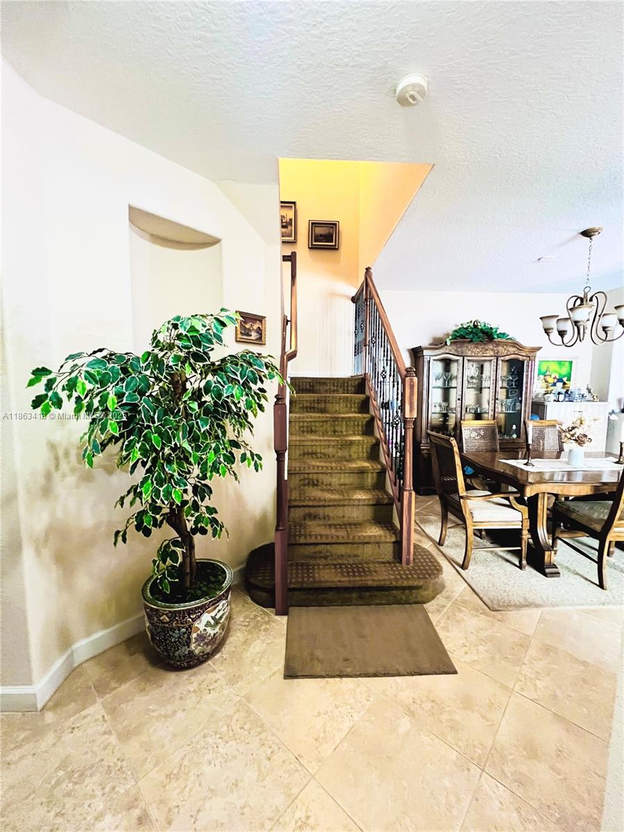 2499 Se 14th St Property Photo 4