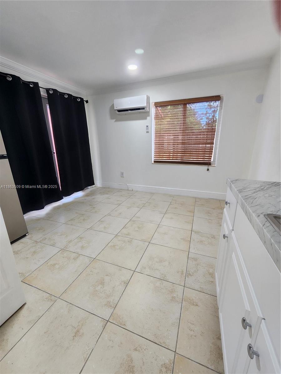 A11863509 Property Photo 1