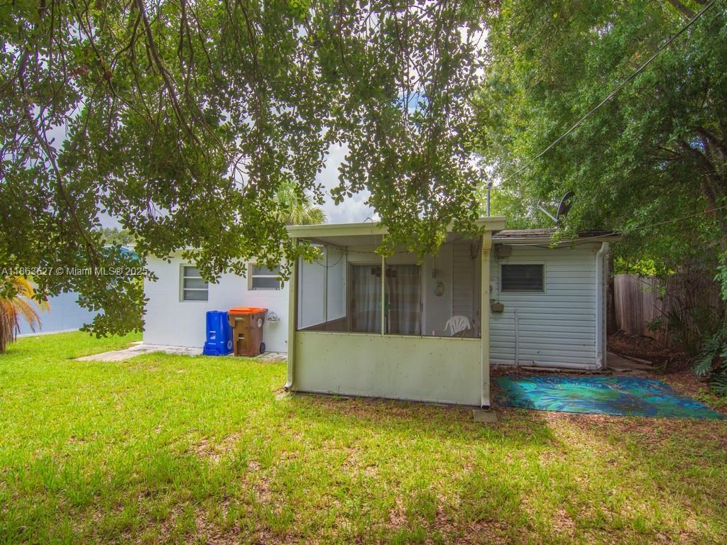 1650 5 Ave Property Photo 10