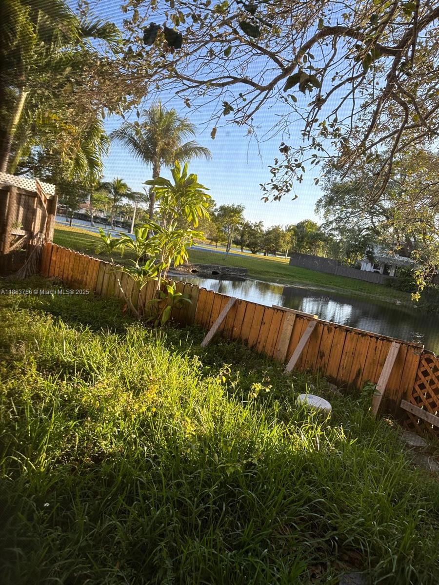 11208 Sw 67th Ter Property Photo 5