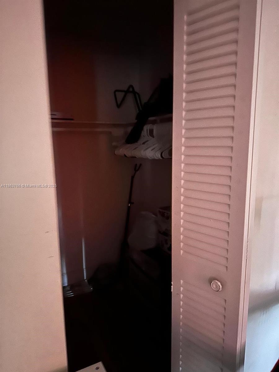 11208 Sw 67th Ter Property Photo 7