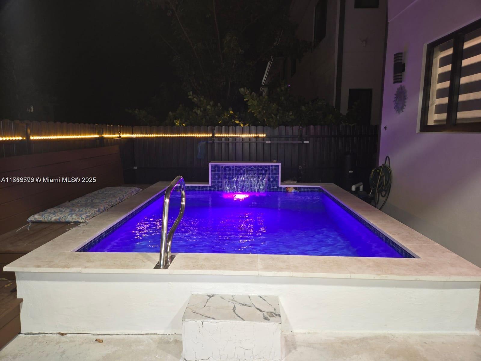 249 NW 12th Ct 0 Property Photo 1