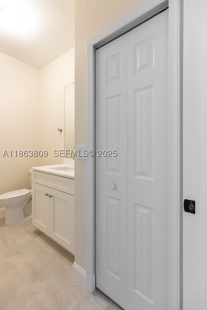 5400 Nw 57th Ct Property Photo 35