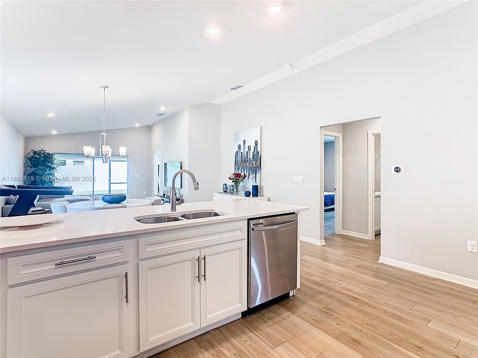 1060 Cascade Drive Property Photo 12