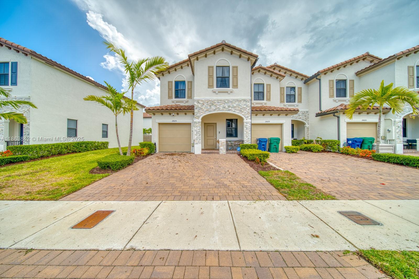 24675 SW 119th Pl Property Photo 1