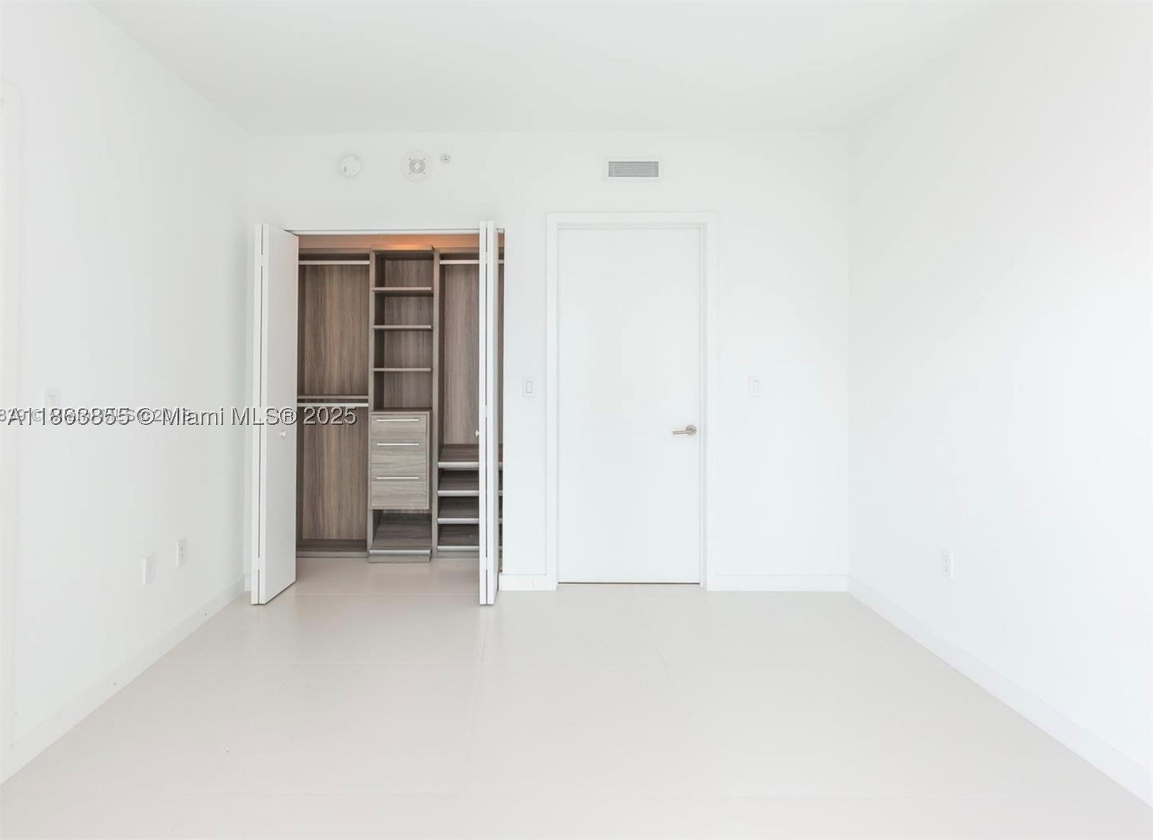 1300 S Miami Ave 1602 Property Photo 7