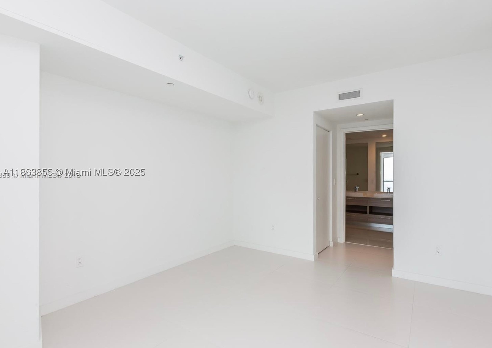 1300 S Miami Ave 1602 Property Photo 13