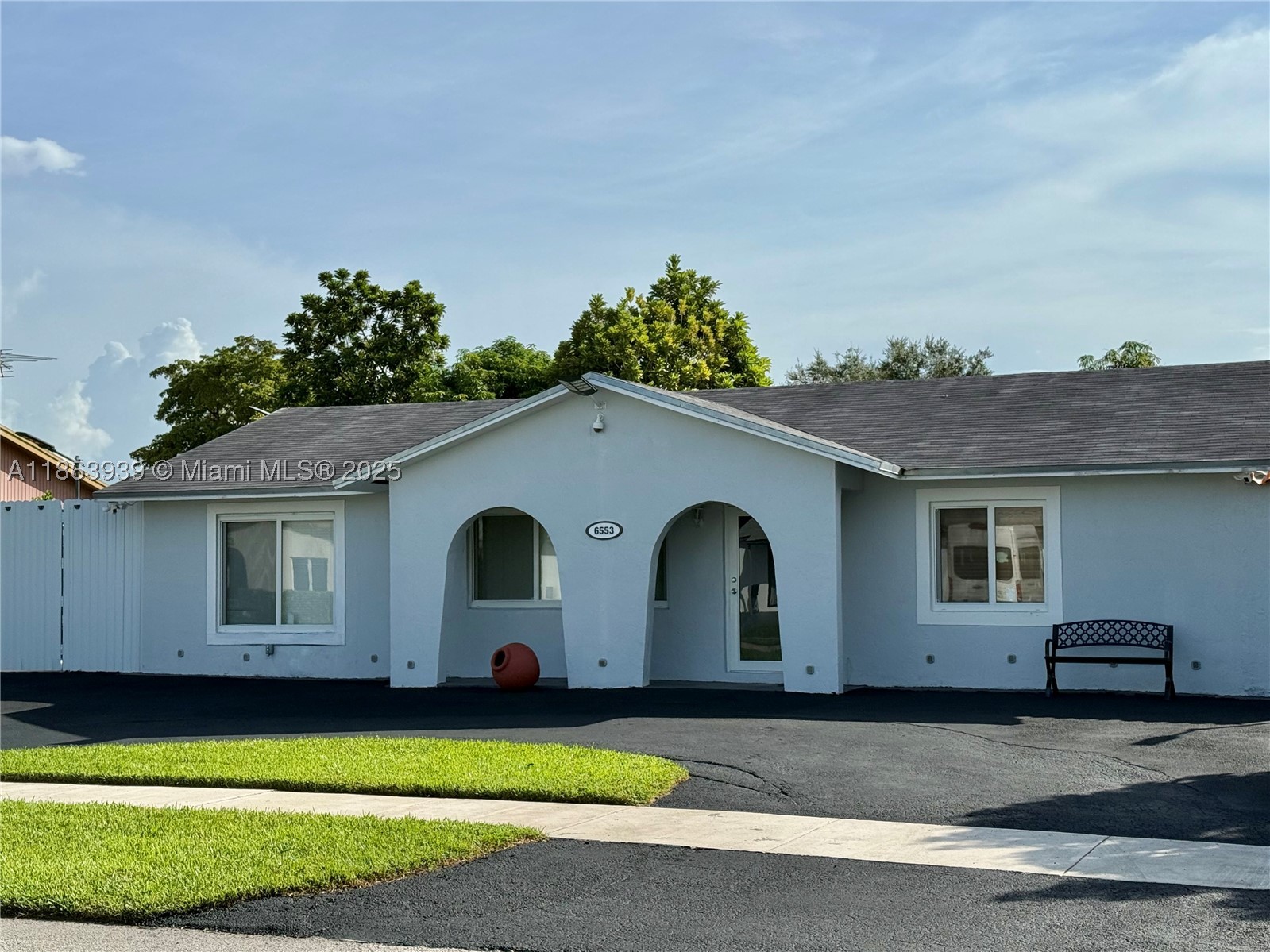 6553 Sw 148th Pl Property Photo 1