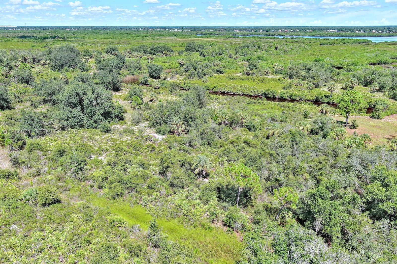 1353 Wallaroo Ct Property Photo 4
