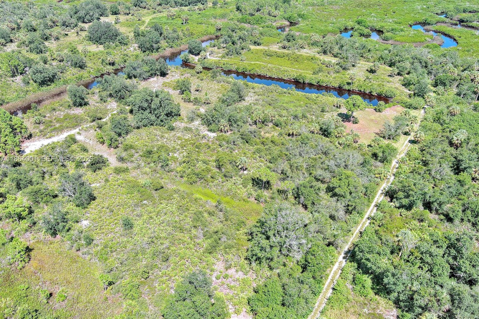 1353 Wallaroo Ct Property Photo 6
