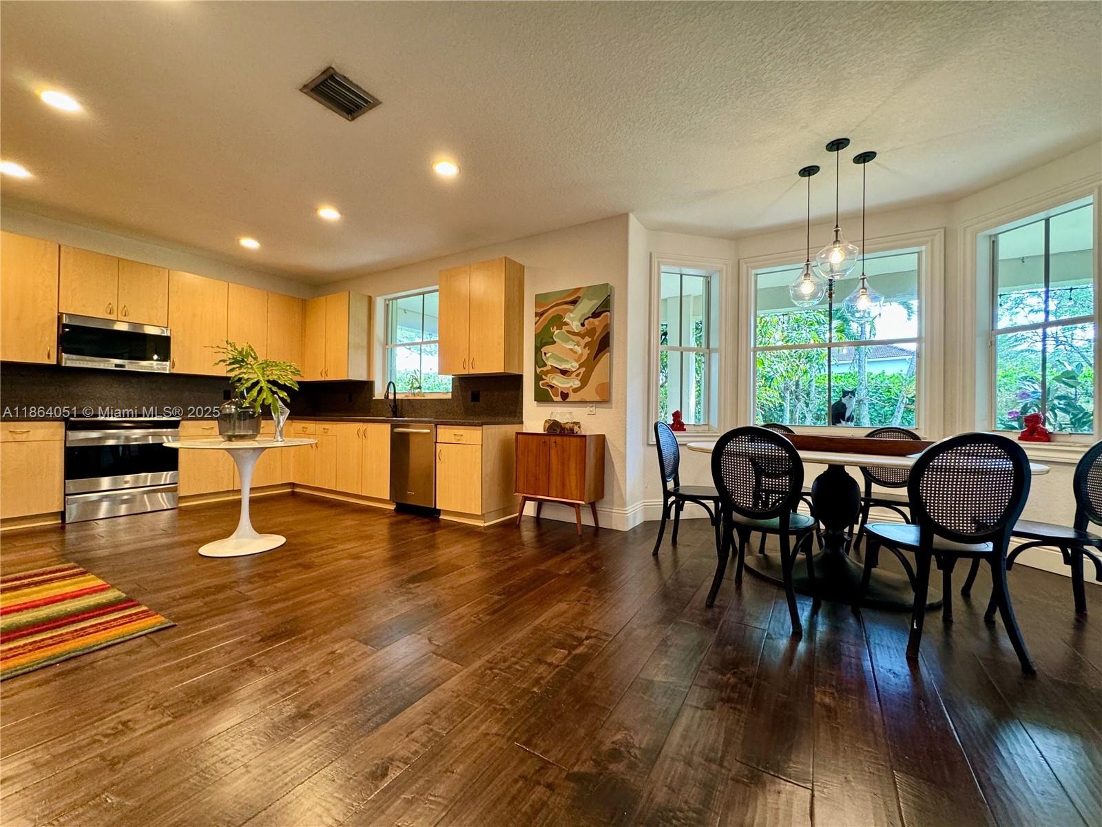 1307 Peregrine Way Property Photo 19