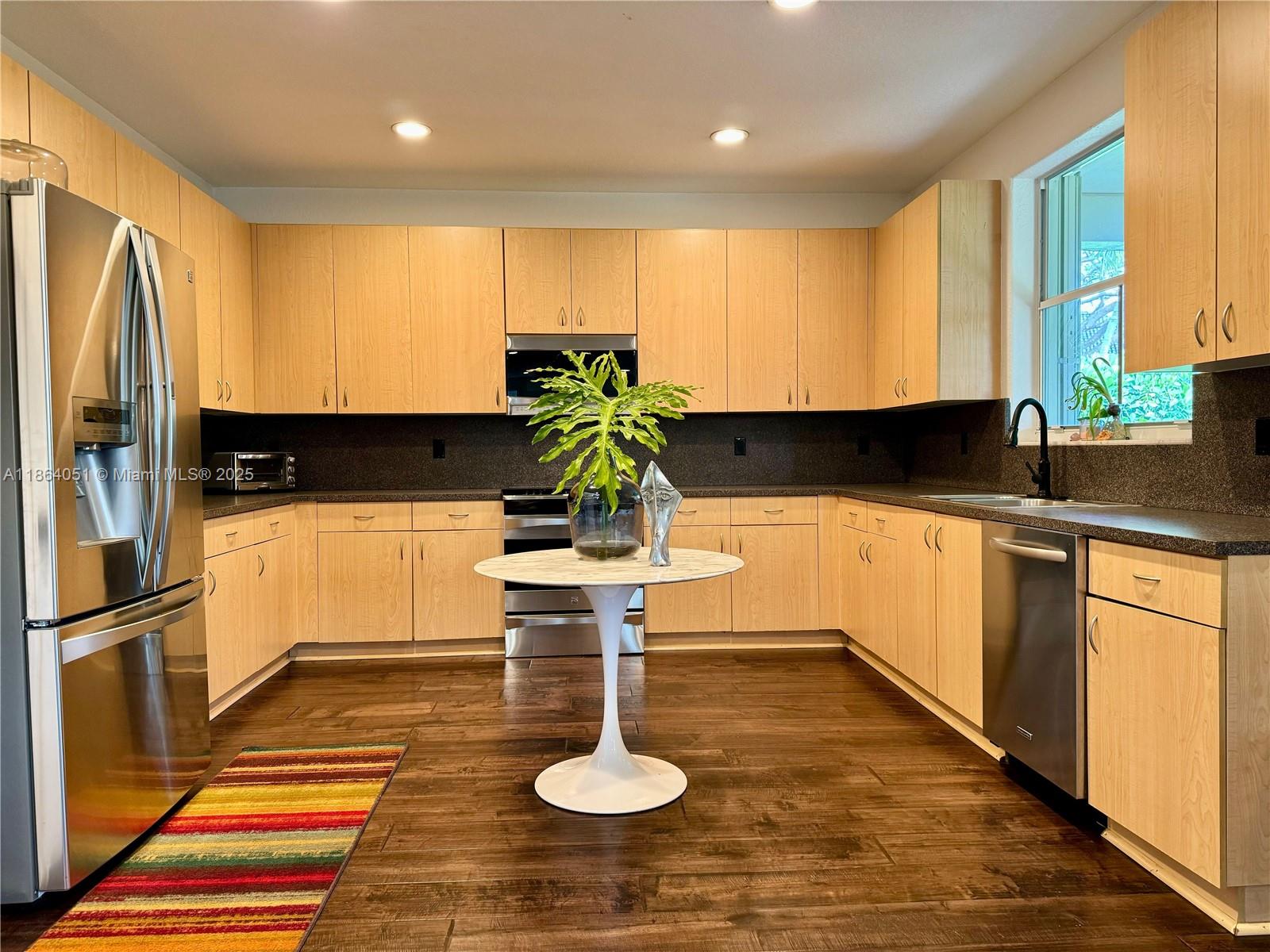 1307 Peregrine Way Property Photo 21