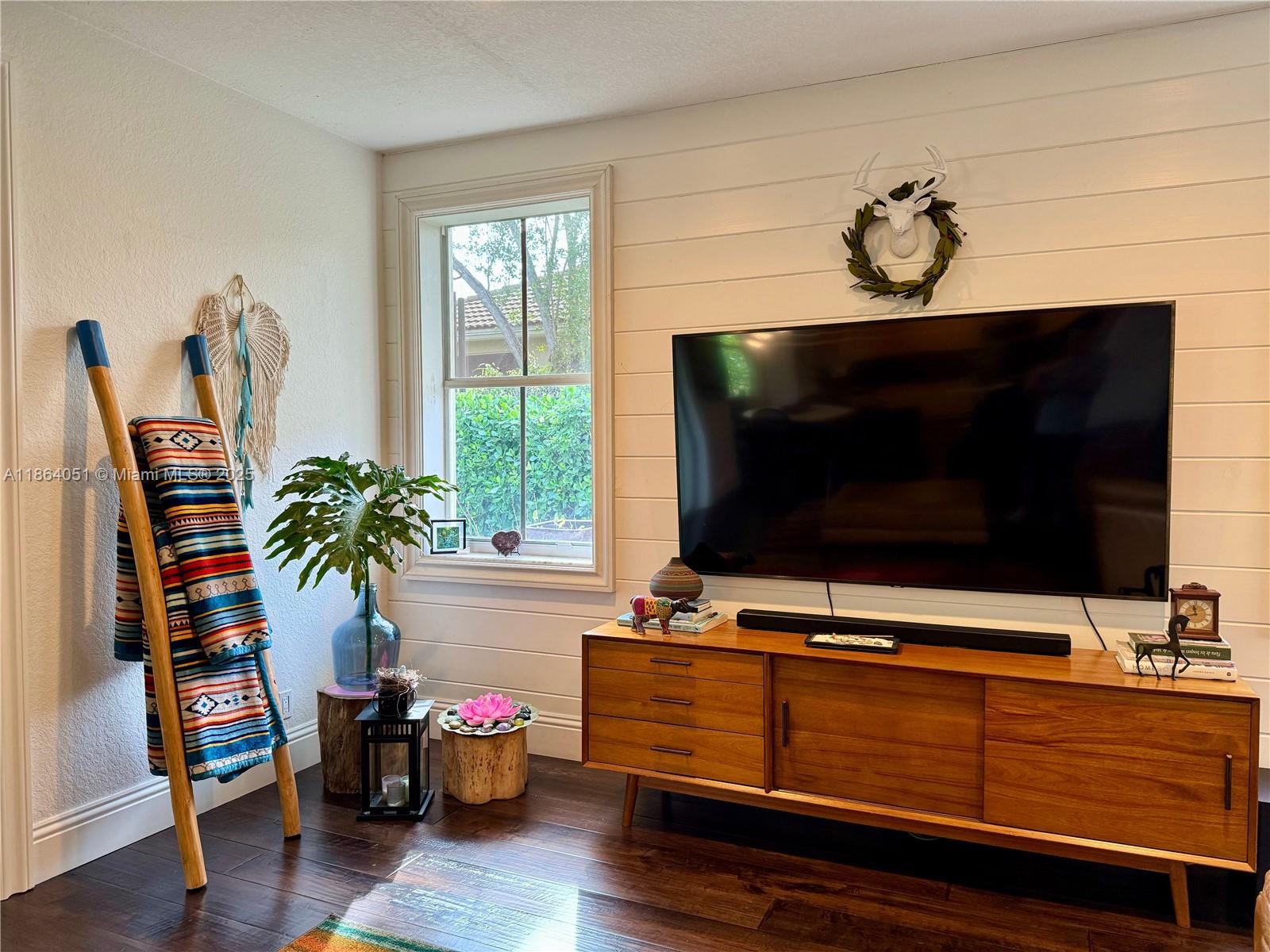 1307 Peregrine Way Property Photo 28