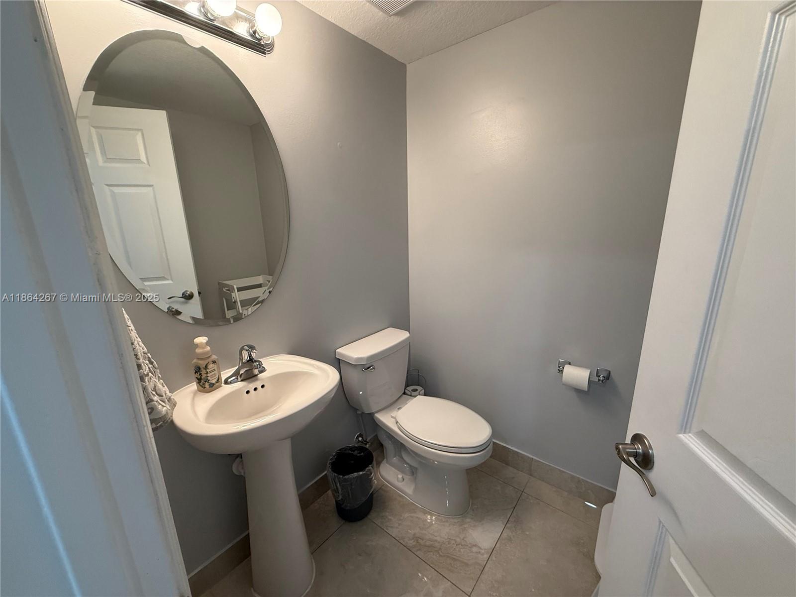 3360 Se 1st St Property Photo 11