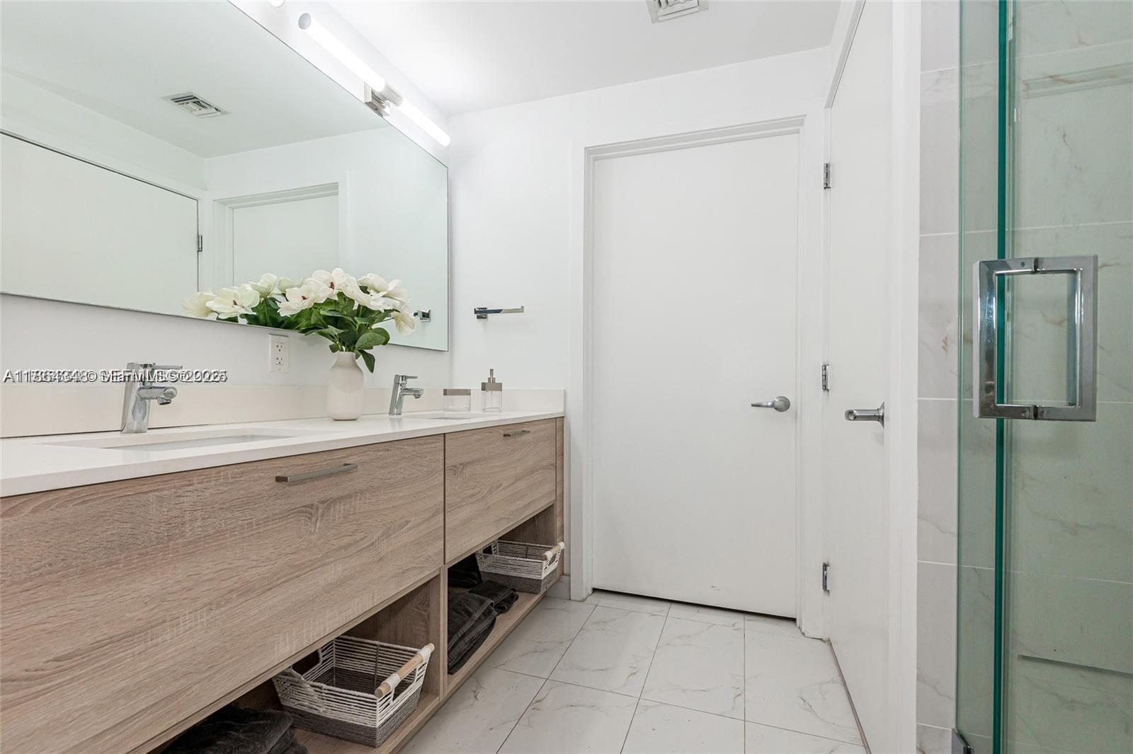16385 Biscayne Blvd 2118 Property Photo 6