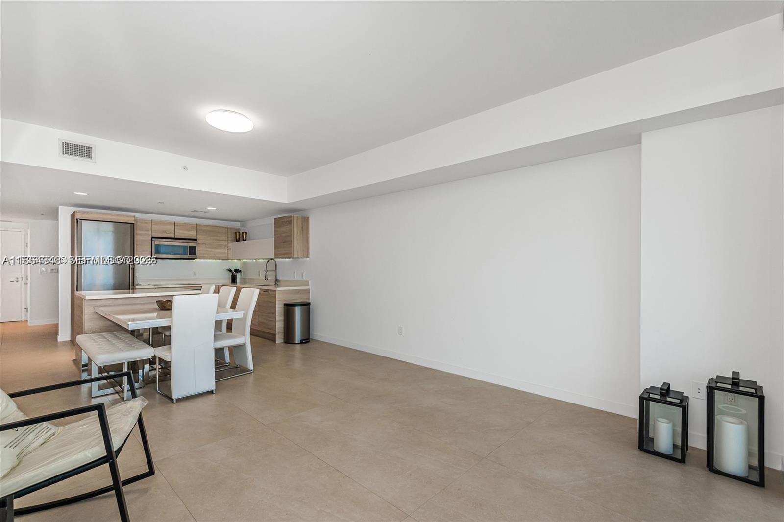 16385 Biscayne Blvd 2118 Property Photo 14