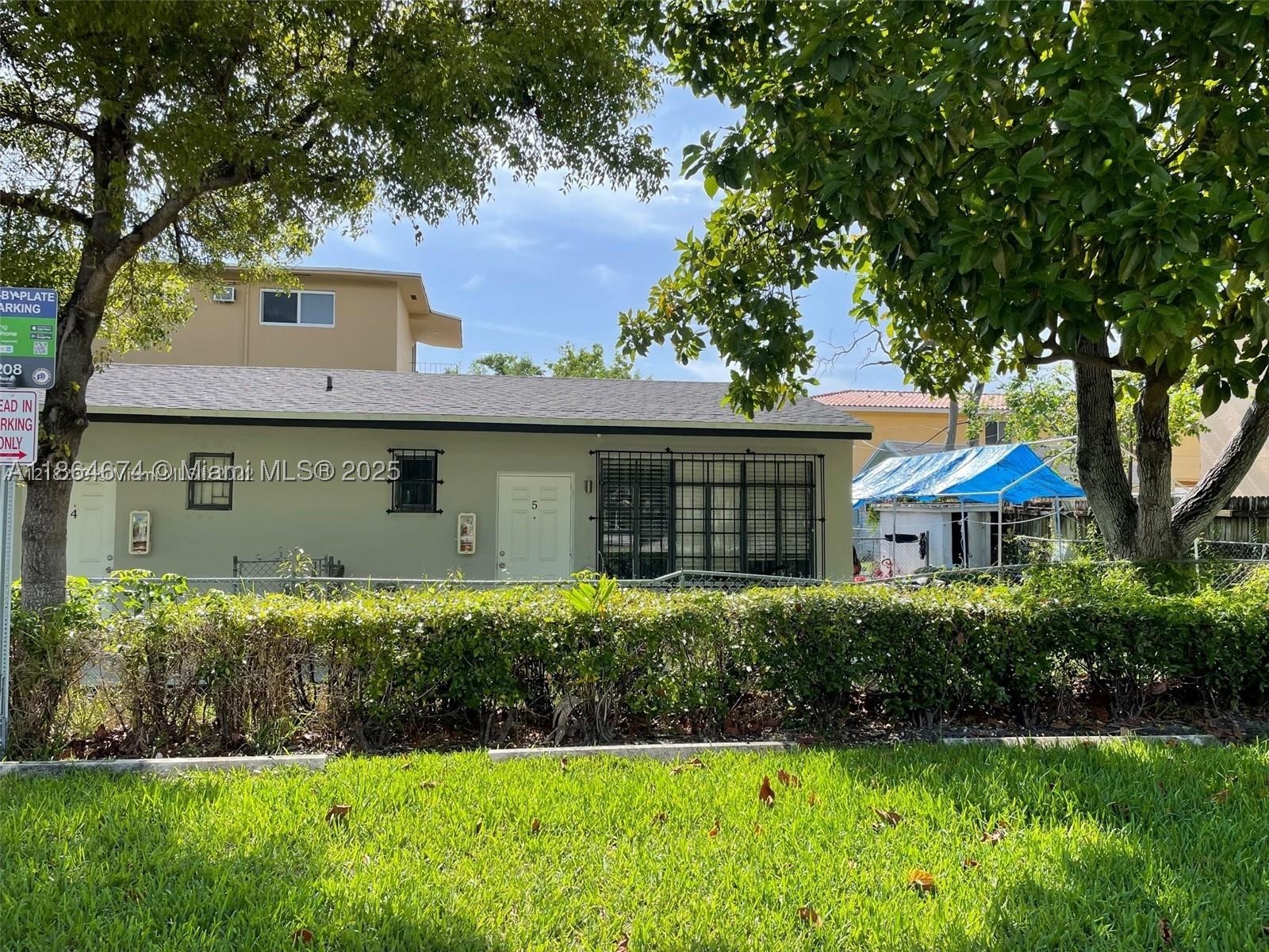 1346 Nw 6th St Property Photo 3