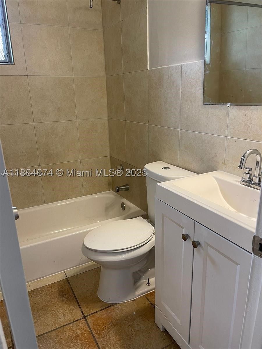 1346 Nw 6th St Property Photo 8
